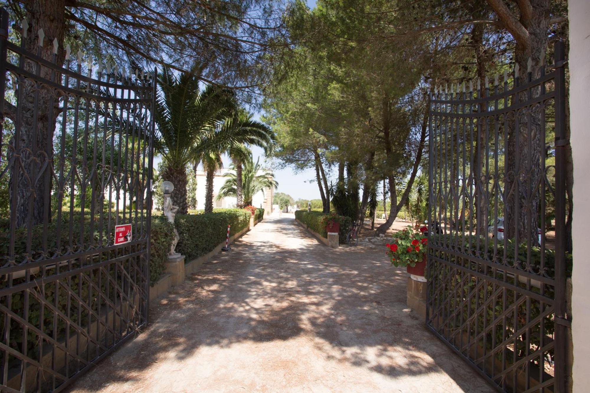 Agriturismo Villantica Tuglie Exterior foto